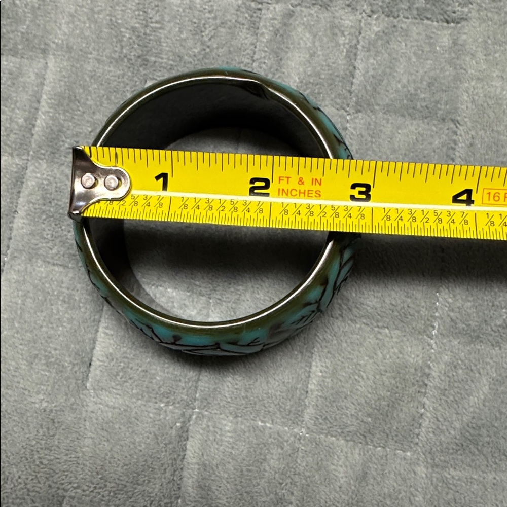 Vintage Plastic Bangle Bracelet, Teal, Black, Floral, Carved, Retro, Boho - Picture 7 of 7